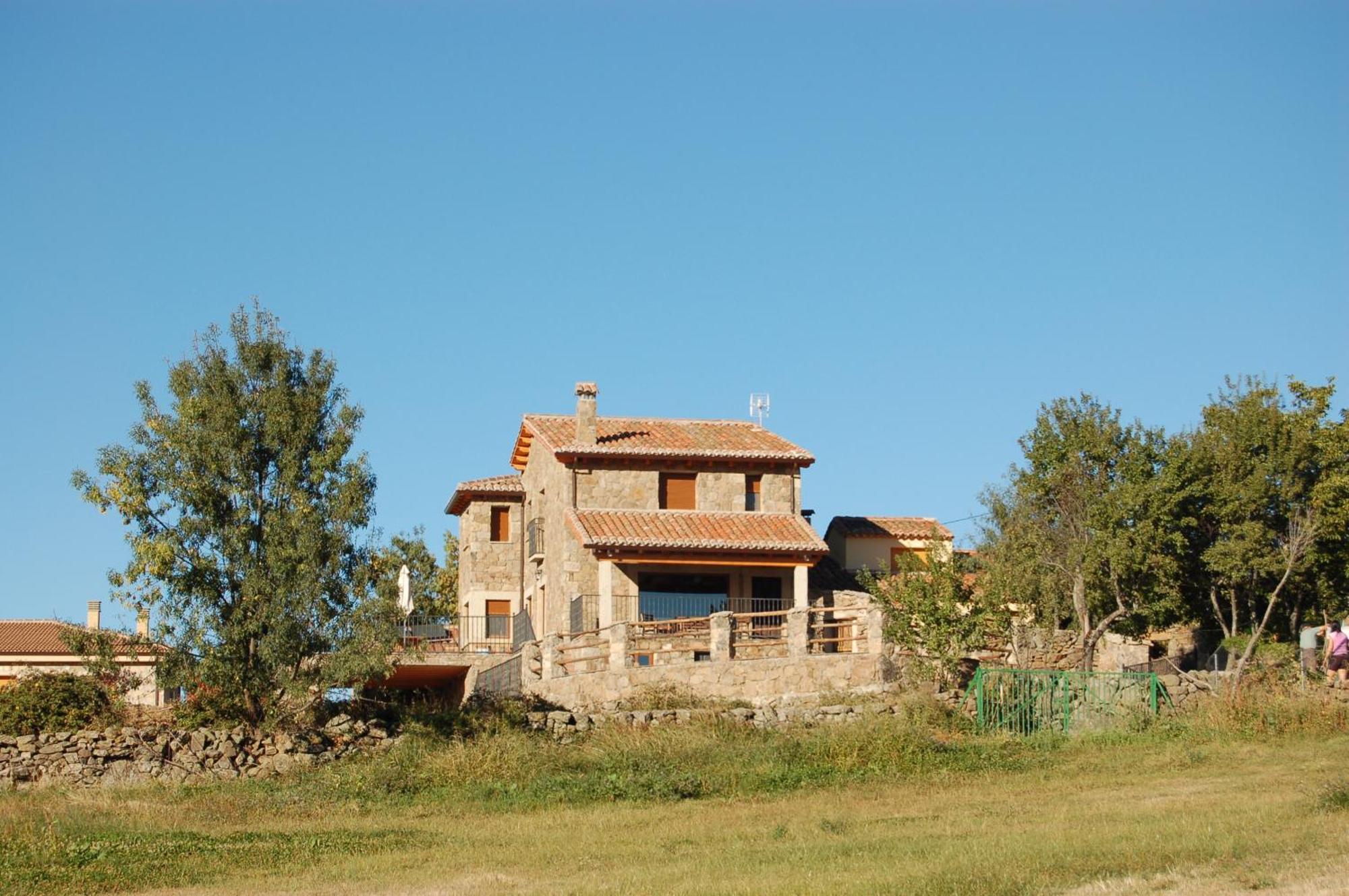 Casas Rurales Lalo Y Chelo La Aldehuela Екстериор снимка